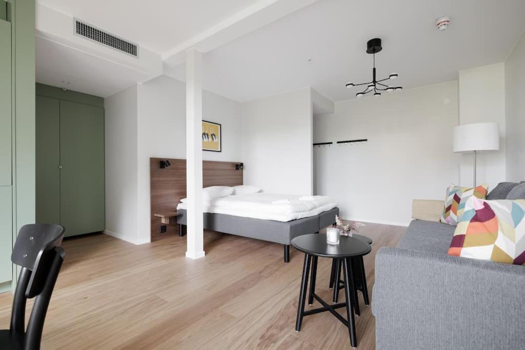 Brand New Studios Amidst Ancient Ruins Oasis 스톡홀름 외부 사진