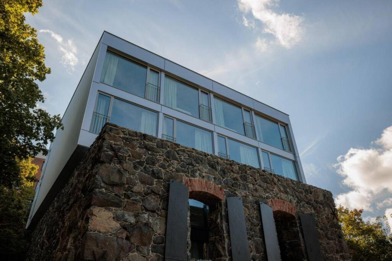 Brand New Studios Amidst Ancient Ruins Oasis 스톡홀름 외부 사진